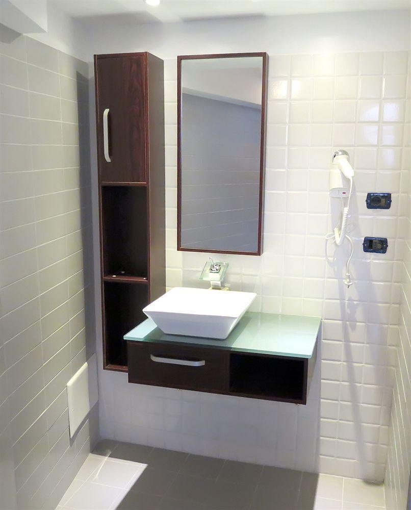 Dolce Vita Rooms & Breakfast Napoli Bagian luar foto