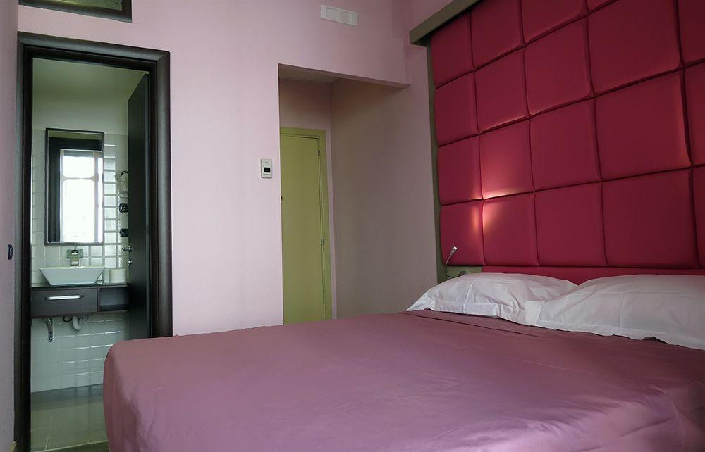 Dolce Vita Rooms & Breakfast Napoli Bagian luar foto