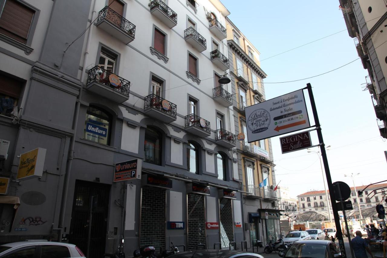 Dolce Vita Rooms & Breakfast Napoli Bagian luar foto